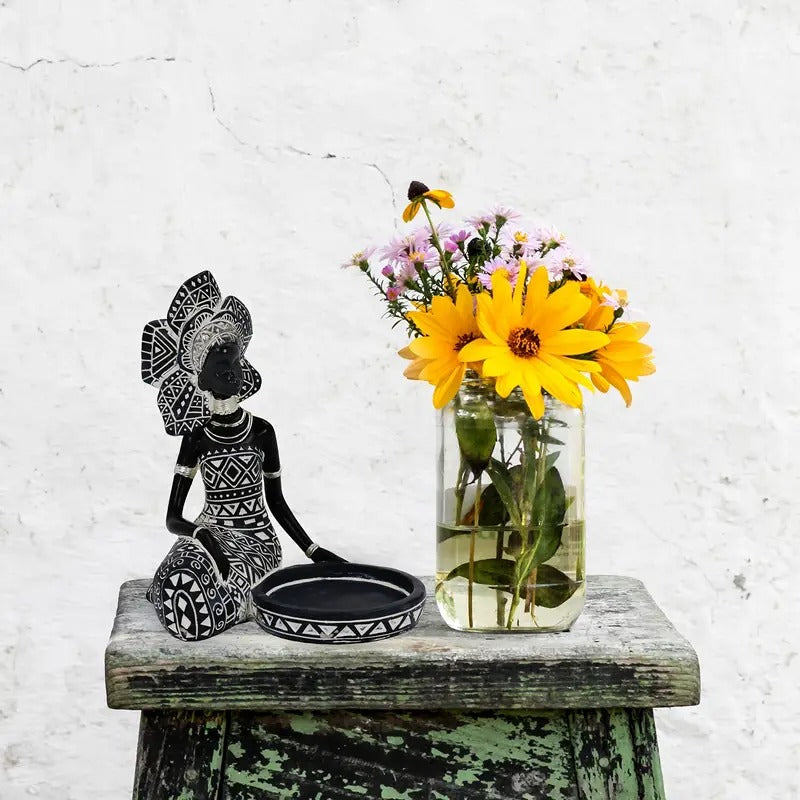 1pc Exquisite African Lady Figurine Candle Holder - Tribal Totem Decor, Candlestick Holder for Wedding, Church, Holiday, Home and Table Decor - Unique African Decorative Women Statues for Cultural Ambiance